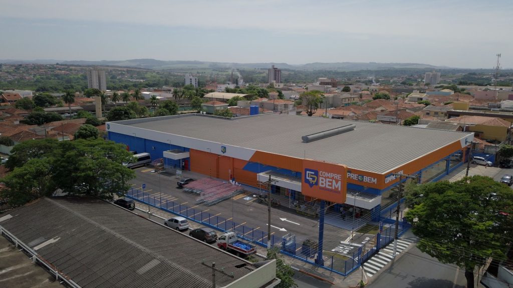 Compre Bem - Porto Ferreira - SP - 1