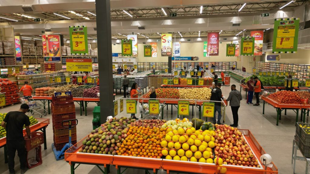 Atacadão Arthur Bernardes - Curitiba - PR - 7